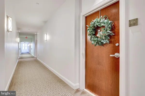 $408,990 | 11770 Sunrise Valley Drive, Unit 325, Reston, VA 20191