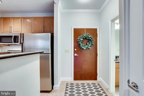 $408,990 | 11770 Sunrise Valley Drive, Unit 325, Reston, VA 20191