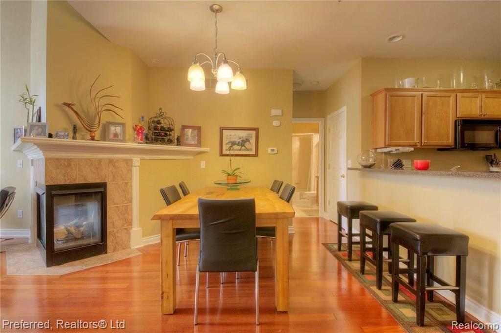 45459 North Stonewood Road Canton, MI 48187 - Photo 14 of 30