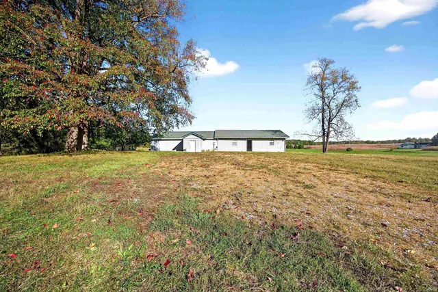 $169,900 | 1465 Moto Cross Road, Mitchell, IN 47446
