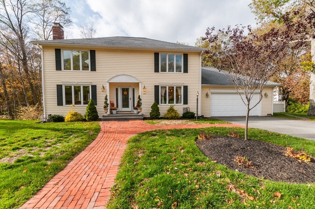 145 Hampton Road Sharon, MA 02067 - Photo 1 of 42 Gallery Image 1