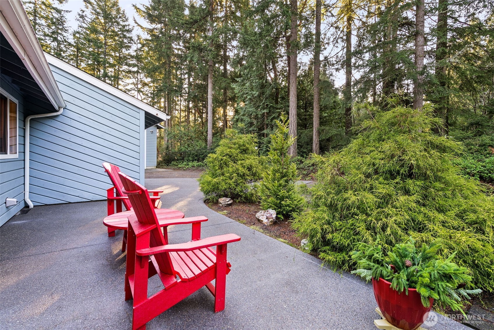 4918 Shellridge Road Northwest Olympia, WA 98502 - Photo 4 of 35 Gallery Image 4