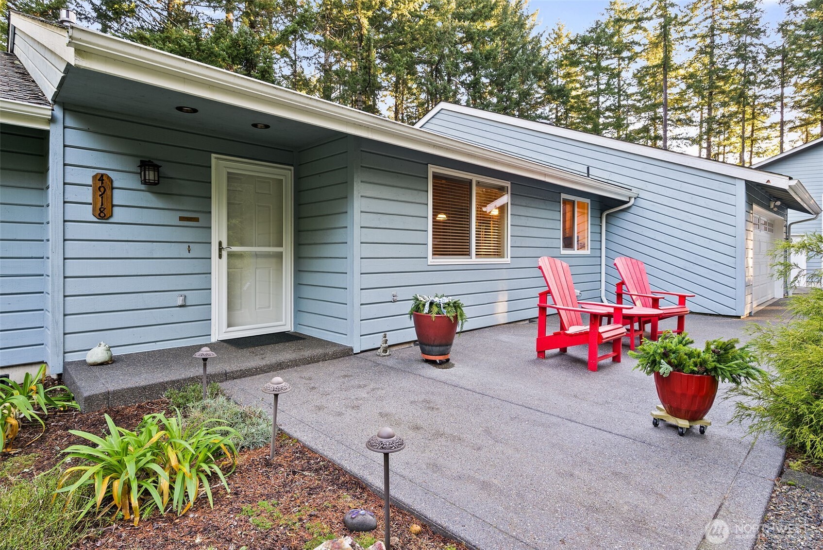 4918 Shellridge Road Northwest Olympia, WA 98502 - Photo 5 of 35 Gallery Image 5