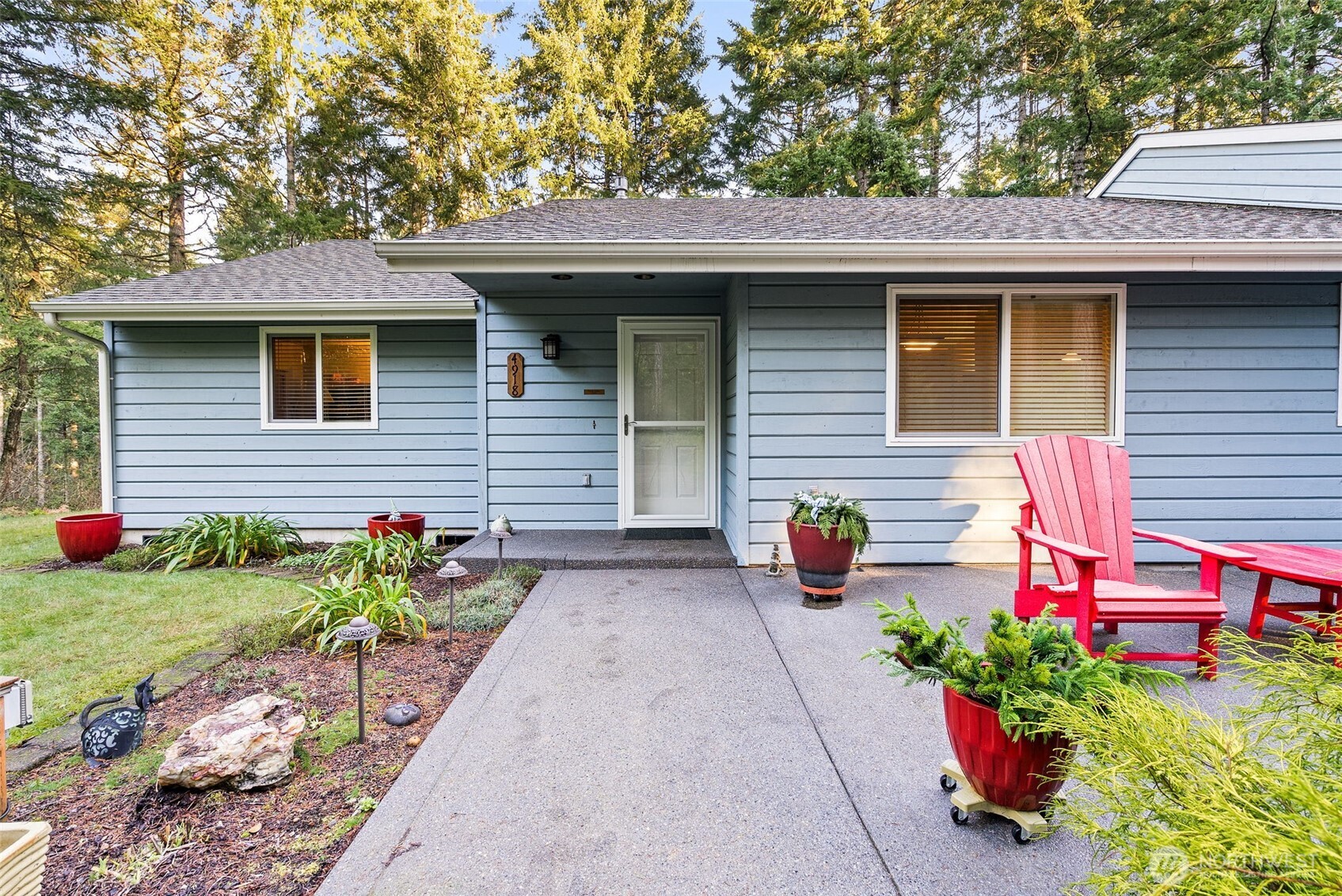 4918 Shellridge Road Northwest Olympia, WA 98502 - Photo 6 of 35 Gallery Image 6