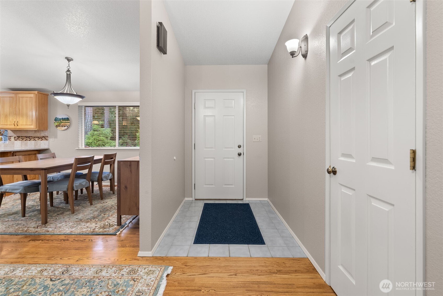 4918 Shellridge Road Northwest Olympia, WA 98502 - Photo 7 of 35 Gallery Image 7