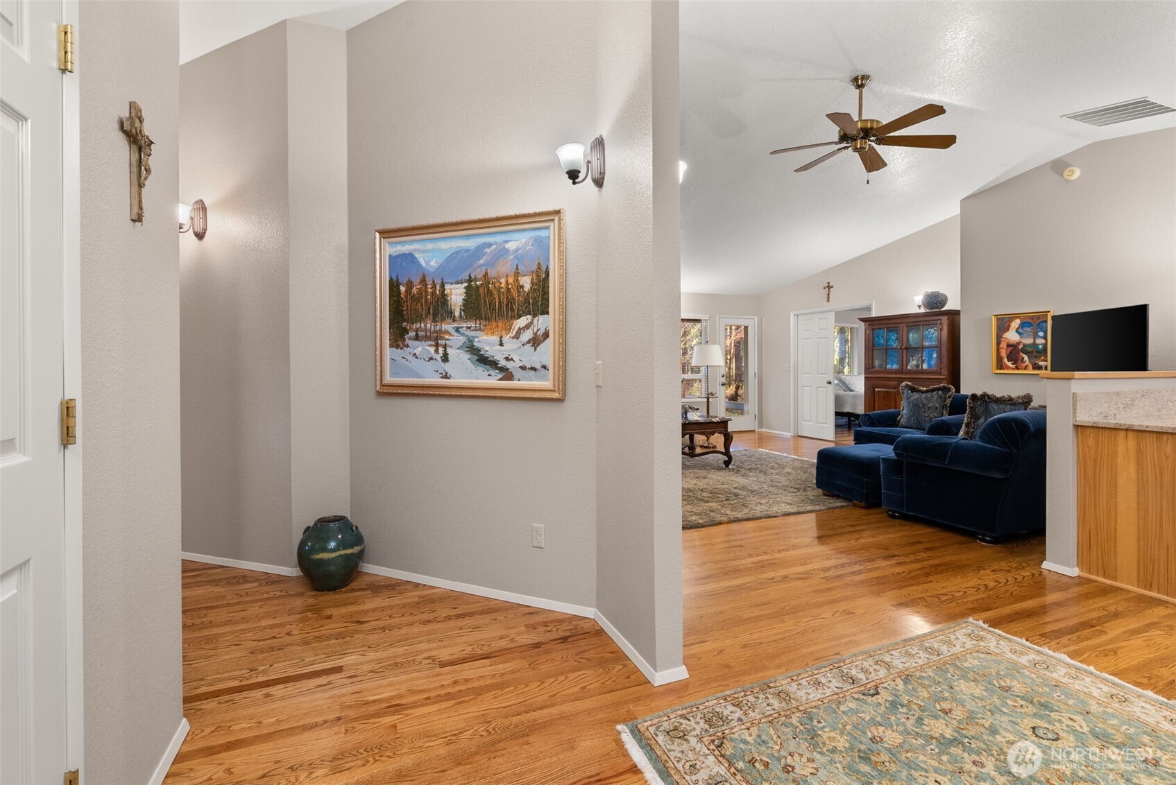 4918 Shellridge Road Northwest Olympia, WA 98502 - Photo 8 of 35 Gallery Image 8