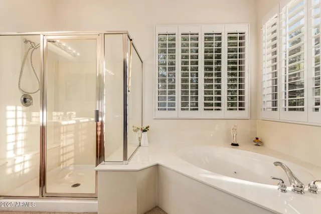 $715,000 | 4271 East Sourwood Drive, Gilbert, AZ 85298