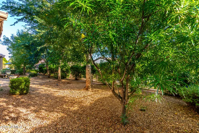 $715,000 | 4271 East Sourwood Drive, Gilbert, AZ 85298