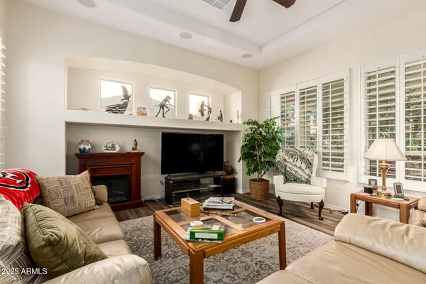 $690,000 | 4271 East Sourwood Drive, Gilbert, AZ 85298