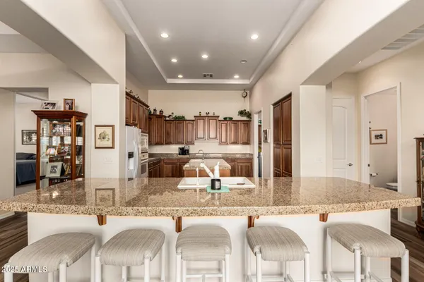 $690,000 | 4271 East Sourwood Drive, Gilbert, AZ 85298