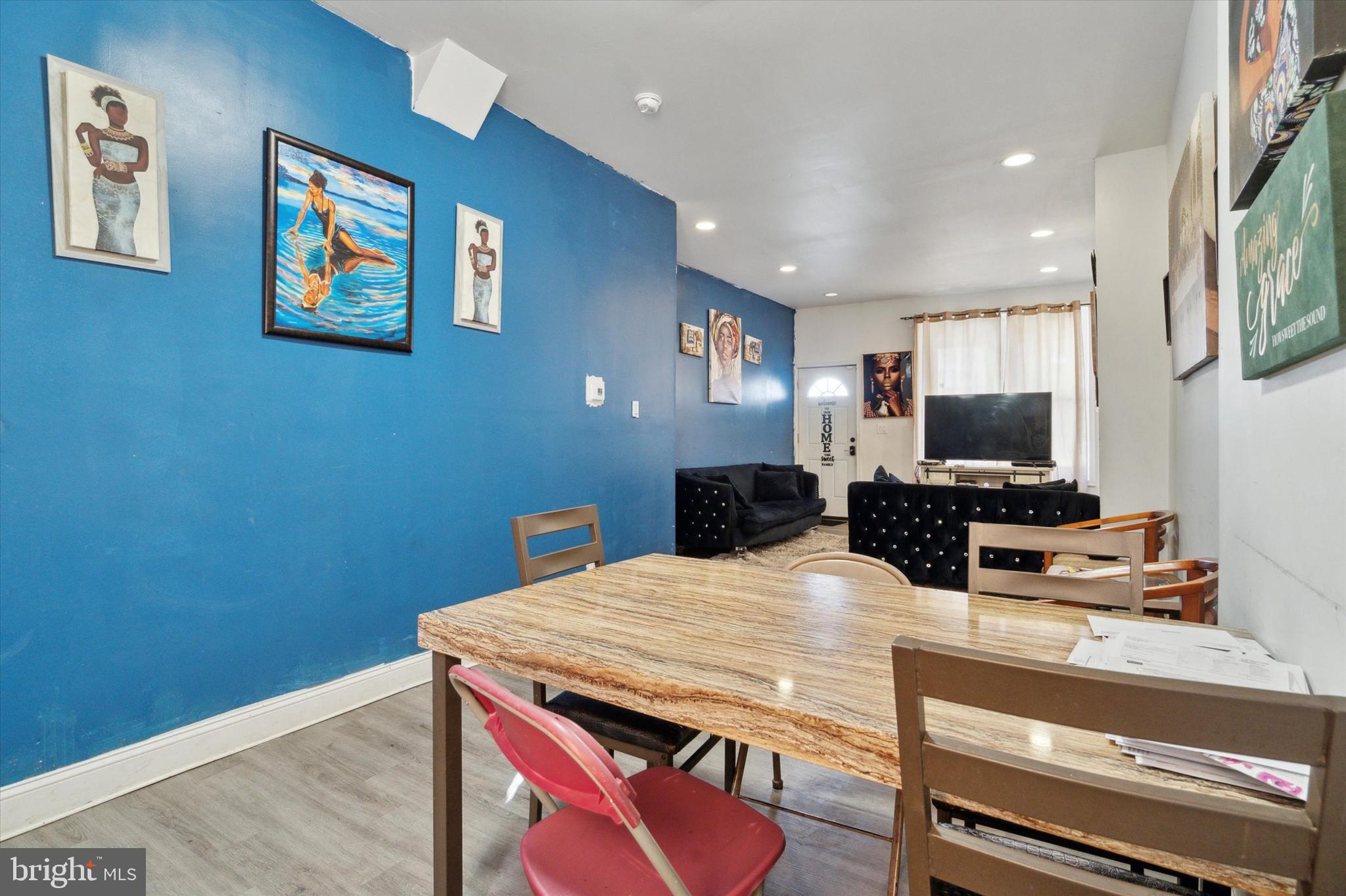 5006 Keyser Street Philadelphia, PA 19144 - Photo 8 of 23 Living/Dining Rm