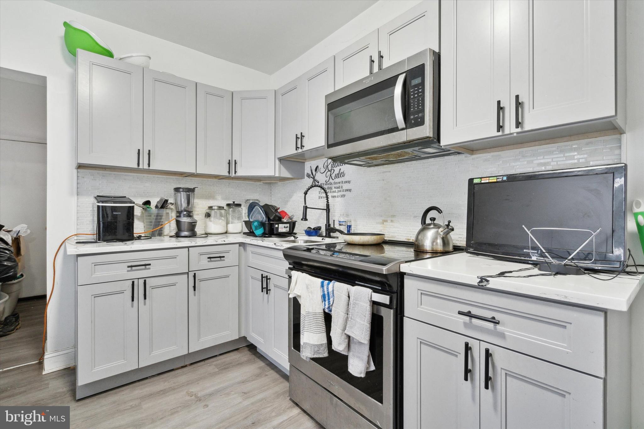 5006 Keyser Street Philadelphia, PA 19144 - Photo 9 of 23 Kitchen