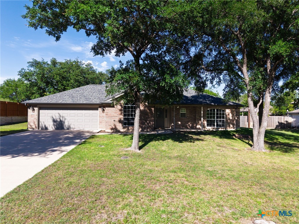 1909 Diamond Ridge Drive Lampasas, TX 76550 - Photo 1 of 30