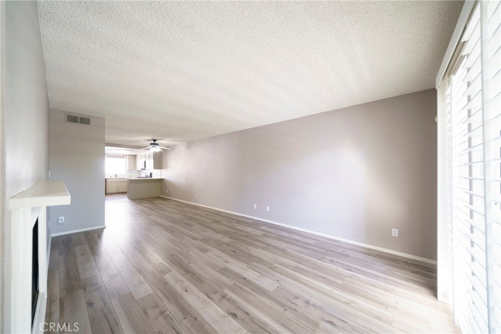 20305 Rue Crevier, Unit 585 Canyon Country, CA 91351 - Photo 7 of 39