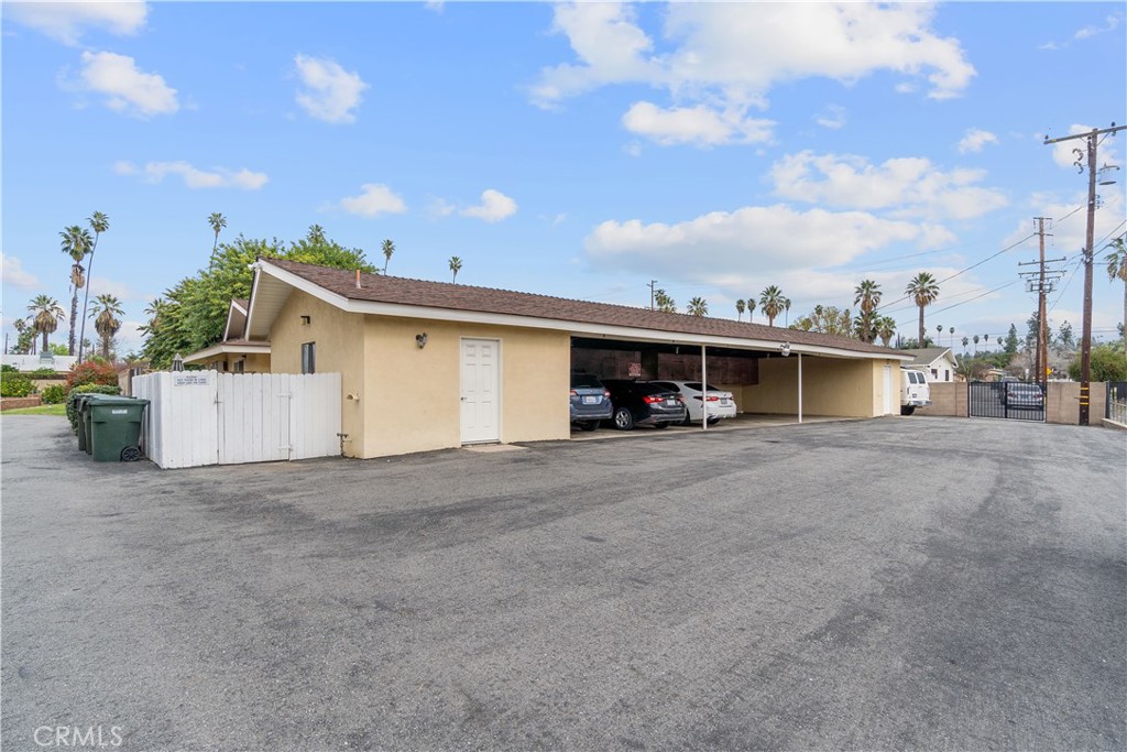534 Roosevelt Road, Unit A Redlands, CA 92374 - Photo 15 of 22 Gallery Image 15