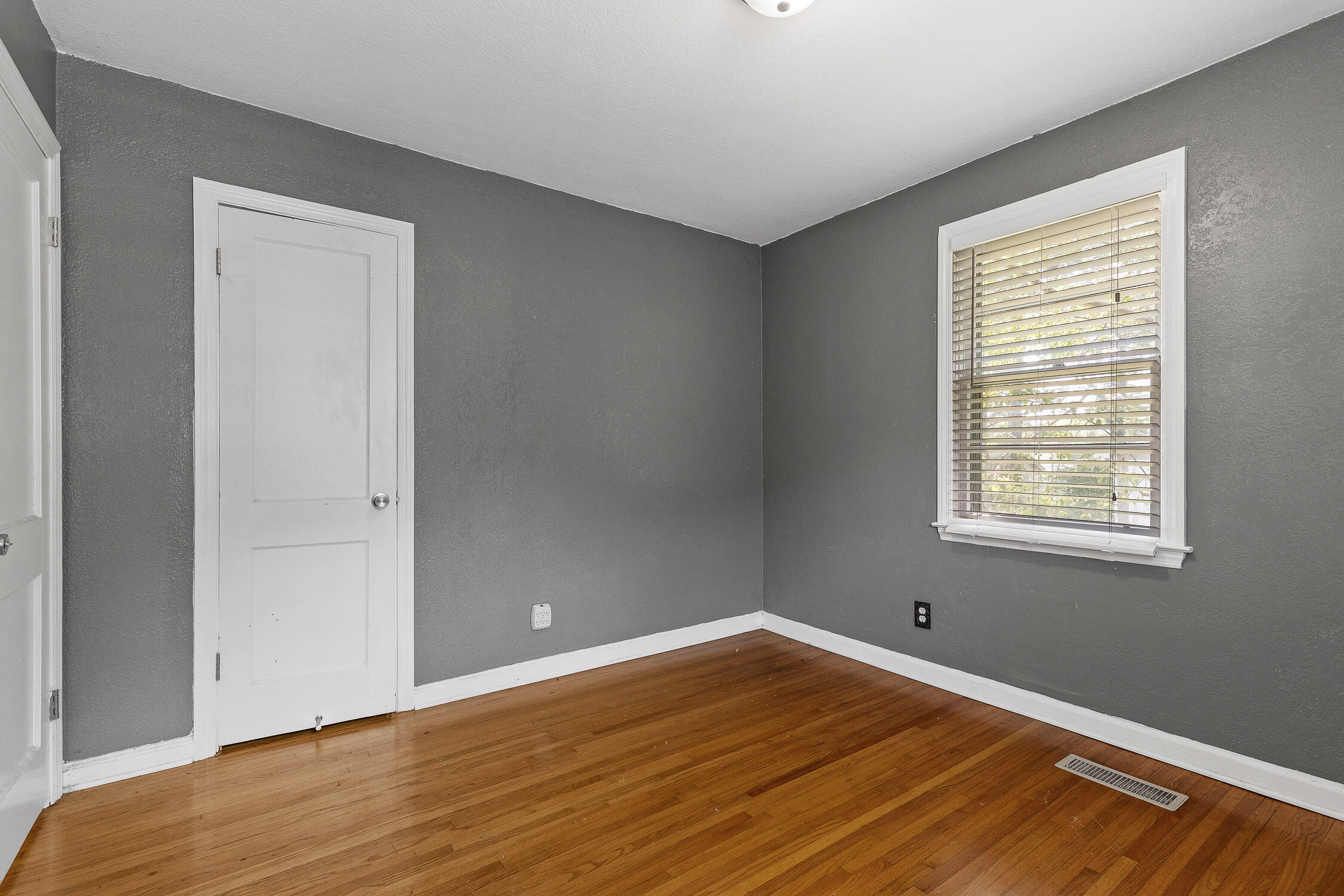 834 Munro Road Chattanooga, TN 37415 - Photo 17 of 34 834 Munro Rd