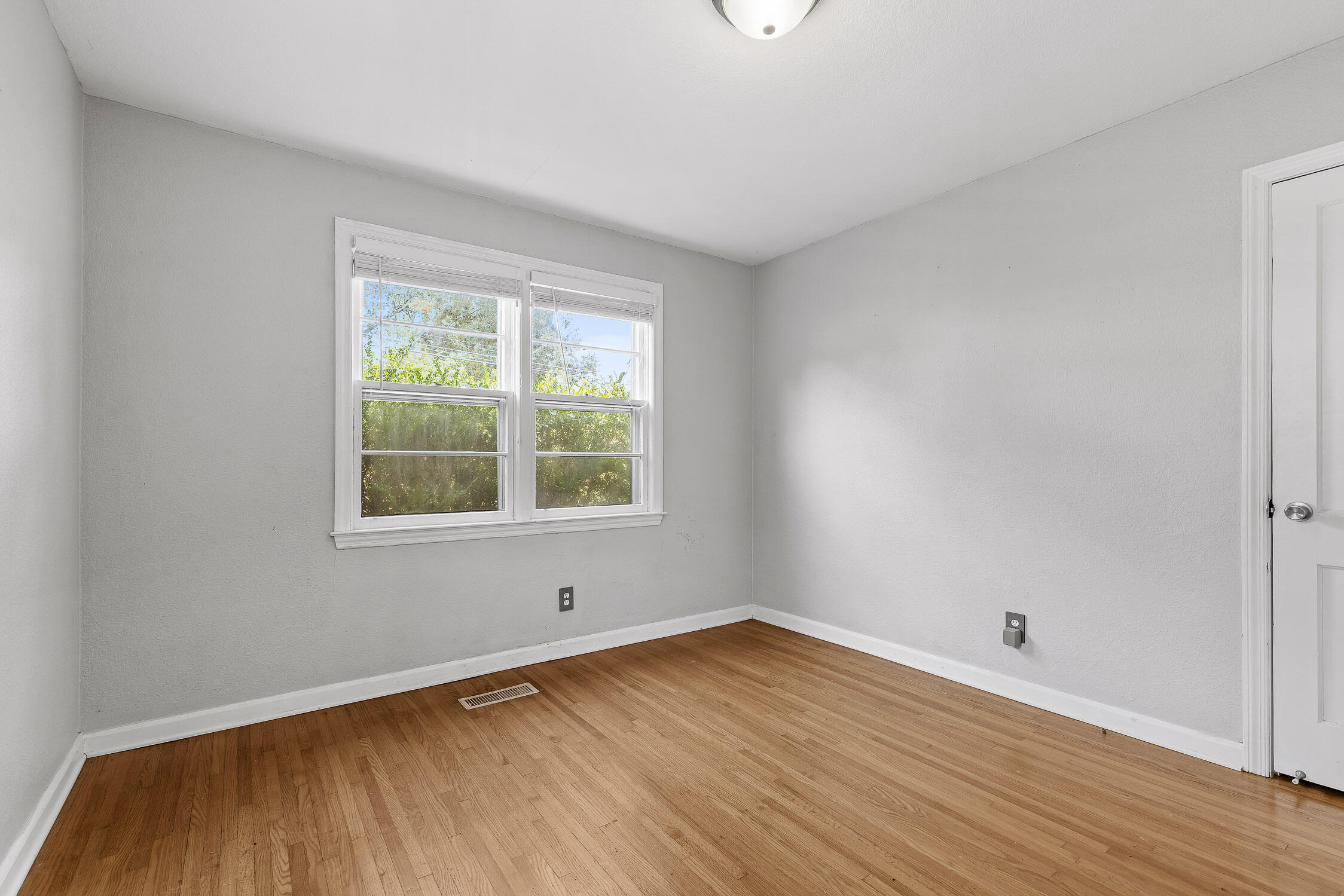 834 Munro Road Chattanooga, TN 37415 - Photo 21 of 34 834 Munro Rd