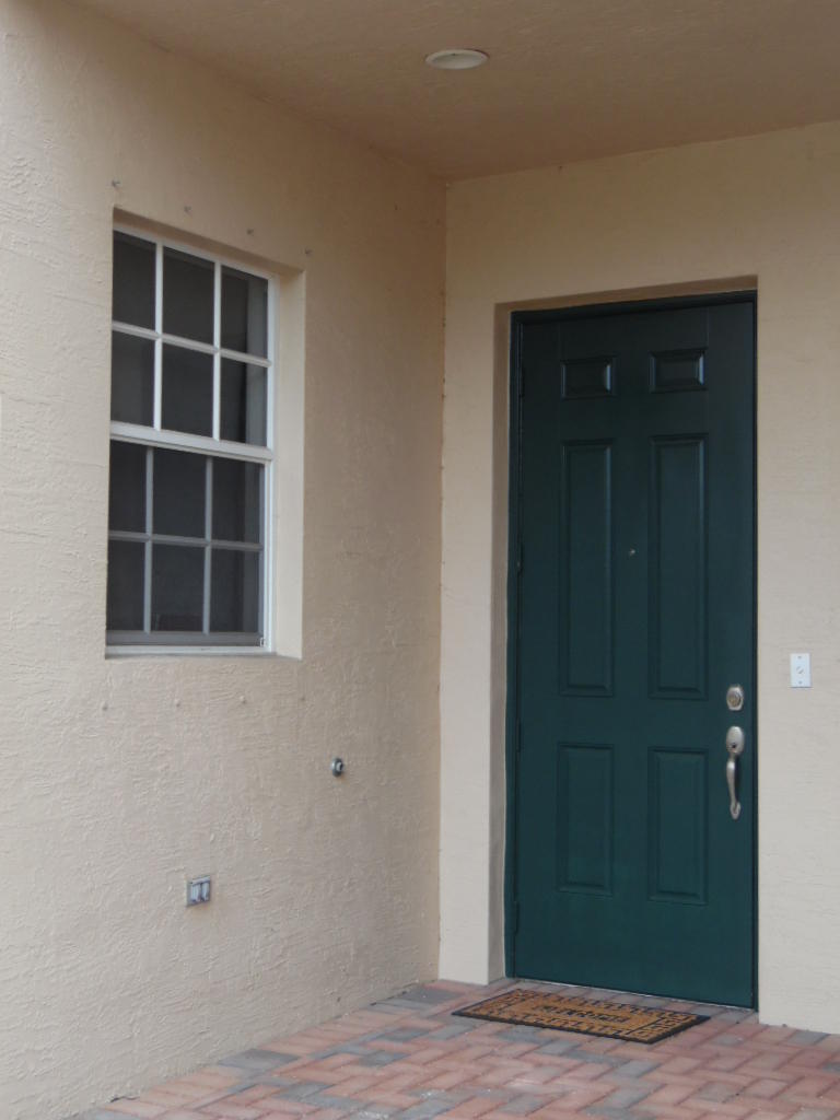 195 Southwest Walking Path Stuart, FL 34997 - Photo 2 of 47 SAM_2358