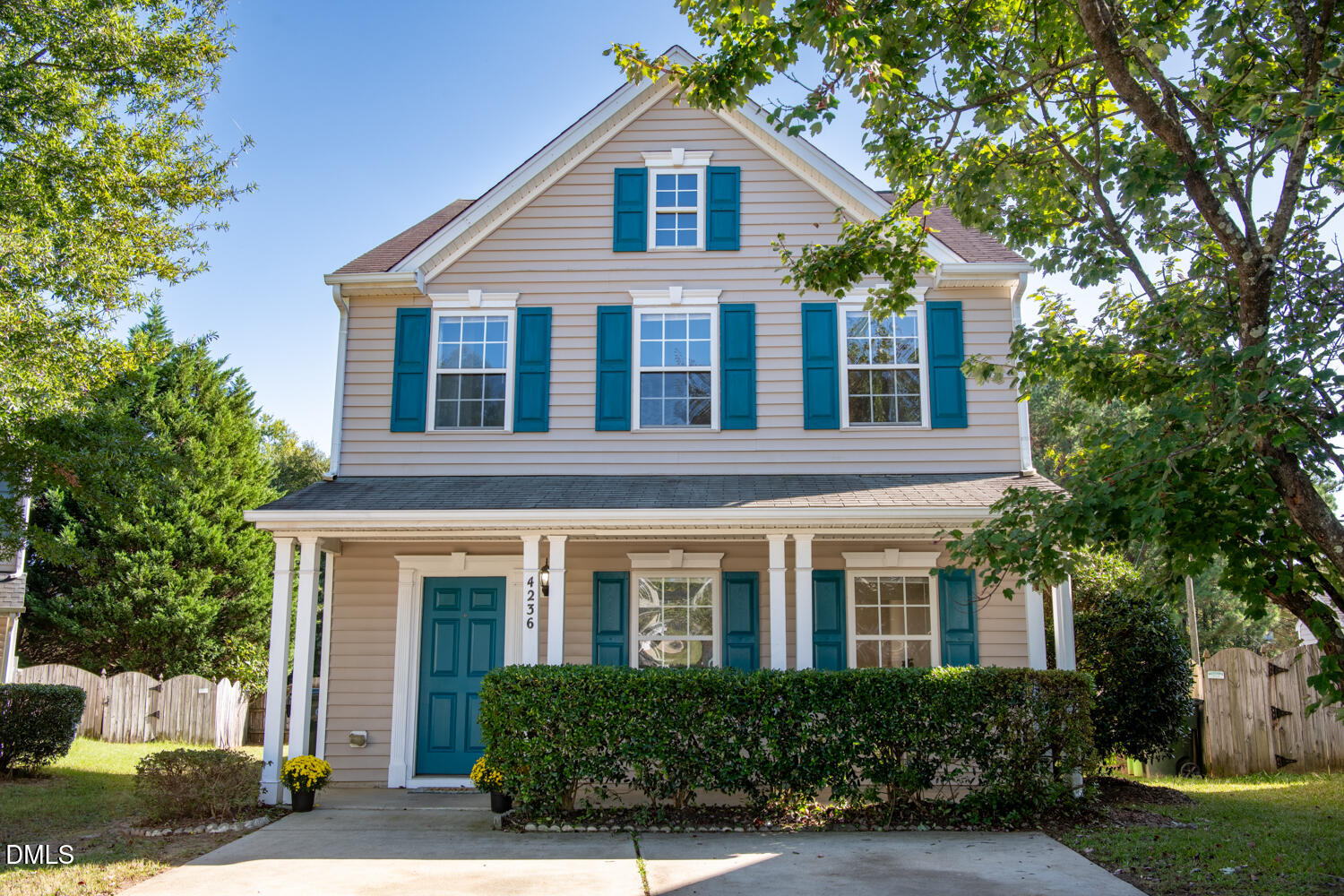4236 Tensity Drive Raleigh, NC 27604 - Photo 3 of 37 112-Web Ready-ONE_0076-HDR