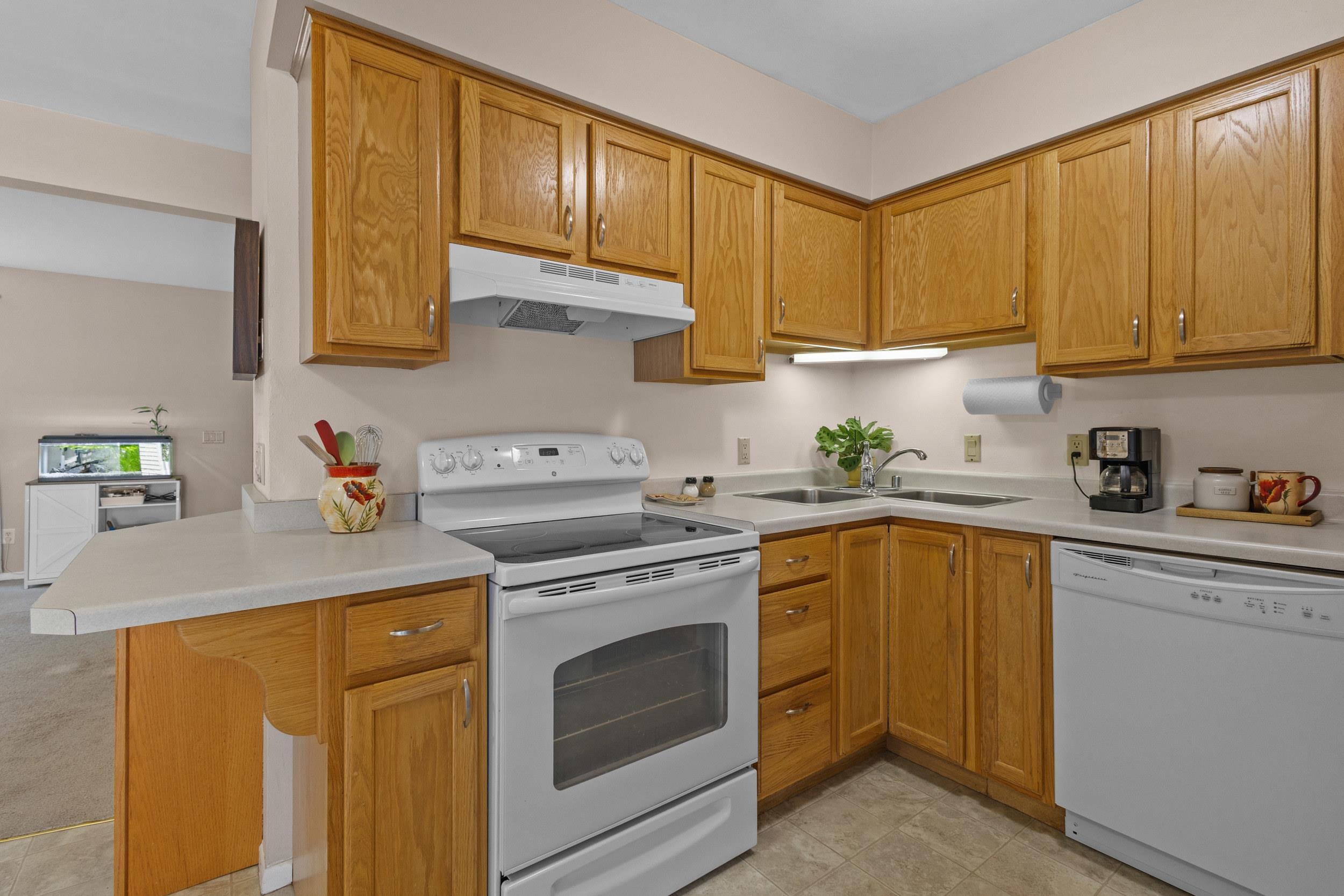 2104 Post Madison, WI 53713 - Photo 12 of 41