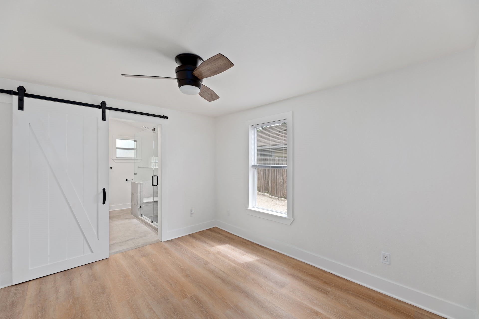 2208 Santa Rita Street Austin, TX 78702 - Photo 12 of 24