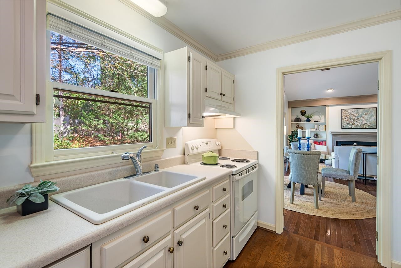 803 Inglenook Road Durham, NC 27707 - Photo 17 of 38 Photo 17