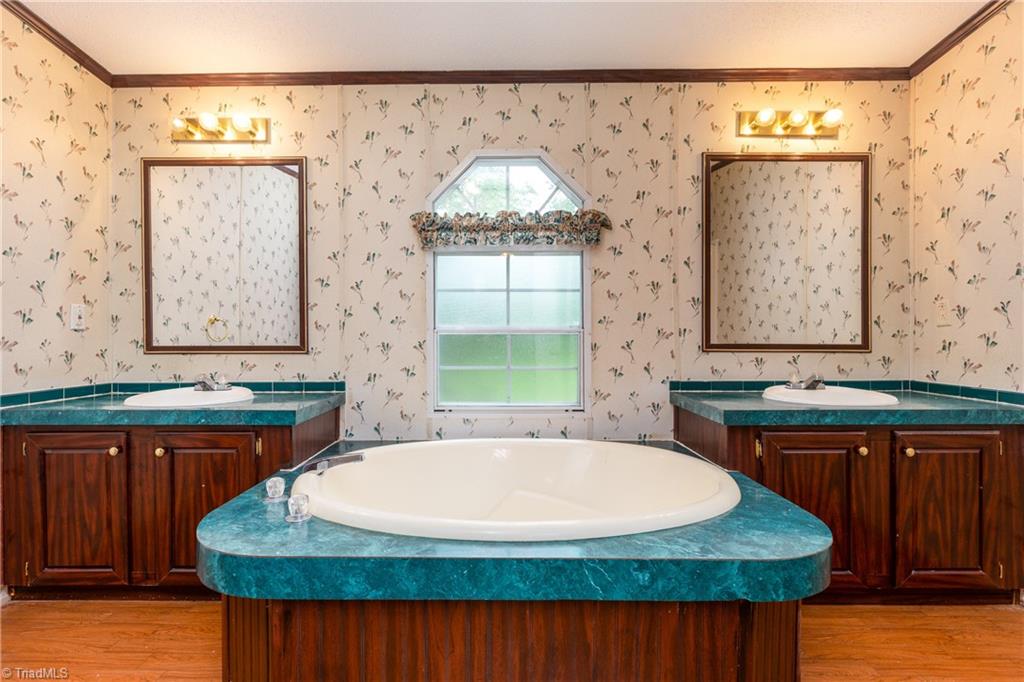 330 Hauser Road Pinnacle, NC 27043 - Photo 12 of 24