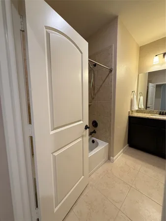 $1,800 | 8985 Oval Glass Street, Conroe, TX 77304