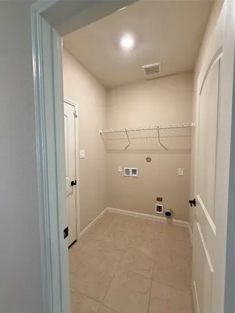 $1,800 | 8985 Oval Glass Street, Conroe, TX 77304