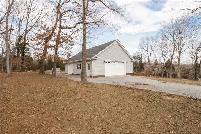 520 Gip Manning Road Clarksville, TN 37042 - Photo 15 of 20 Detached garage is enormous