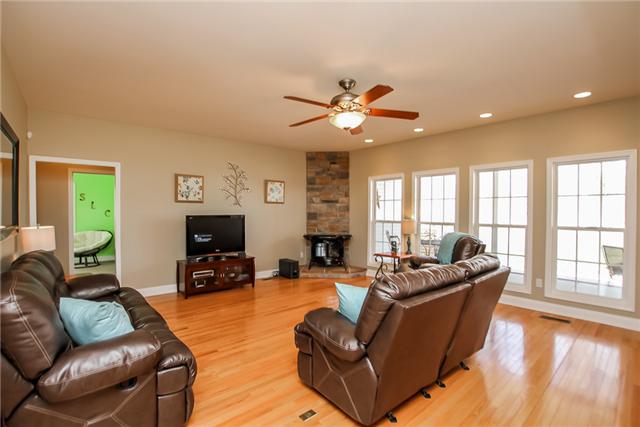 520 Gip Manning Road Clarksville, TN 37042 - Photo 20 of 20 This house is so bright and cheerful. You must see it to appreciate it.