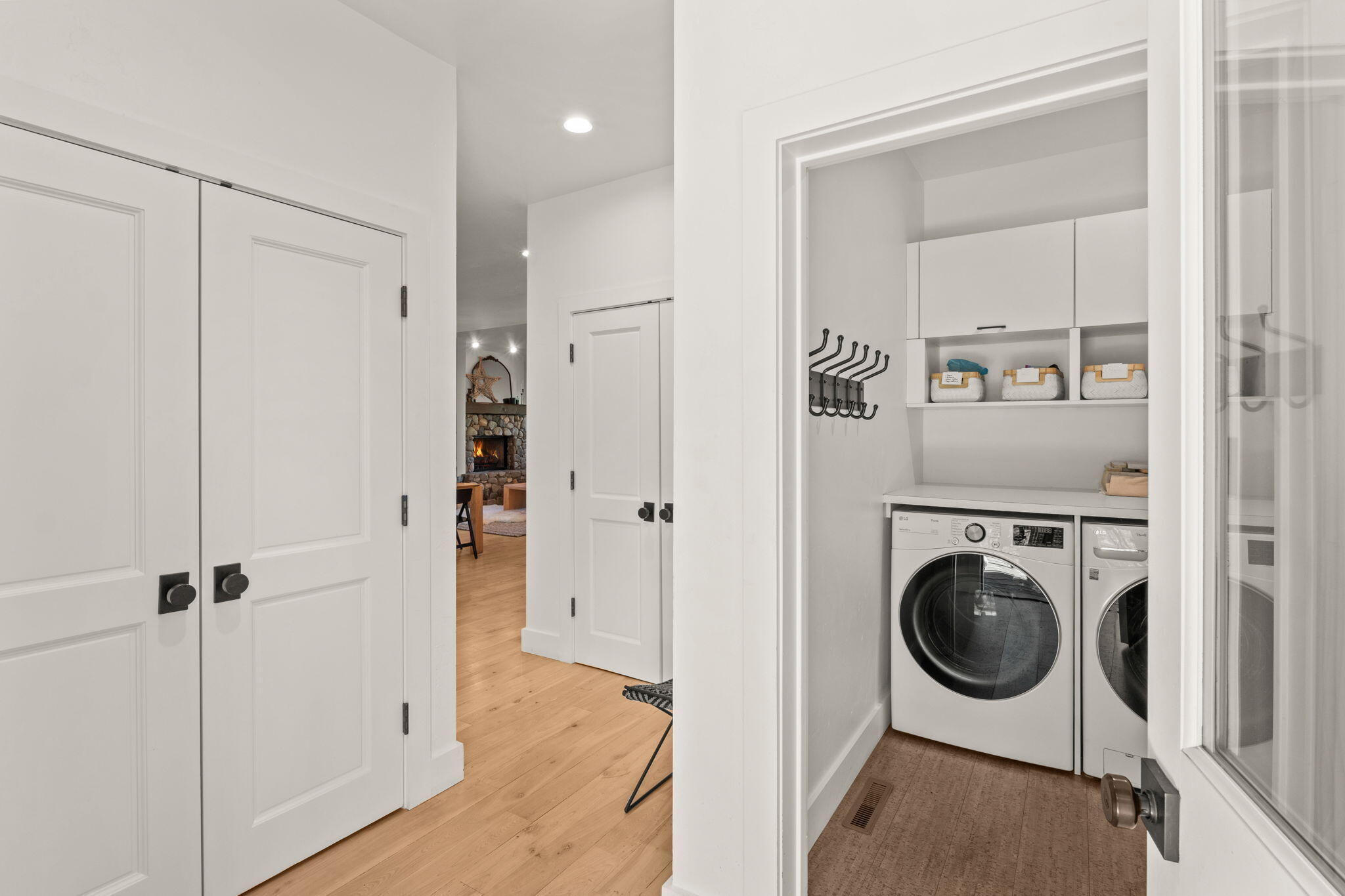 101 Cloverly Lane Hailey, ID 83333 - Photo 30 of 46 Laundry room