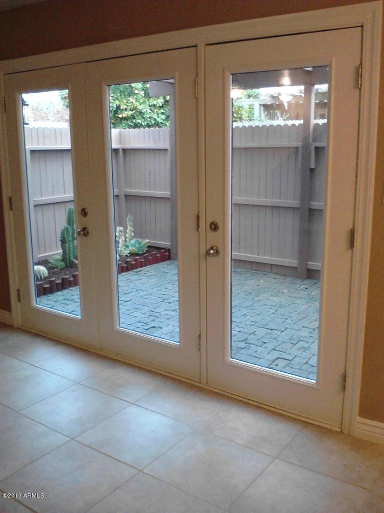 1016 East Pueblo Road, Unit D Phoenix, AZ 85020 - Photo 4 of 16 French doors to patio