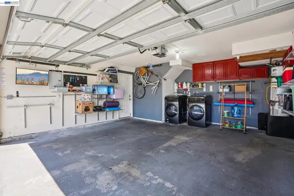 $795,000 | 1255 North Los Robles Avenue, Unit 9, Pasadena, CA 91104