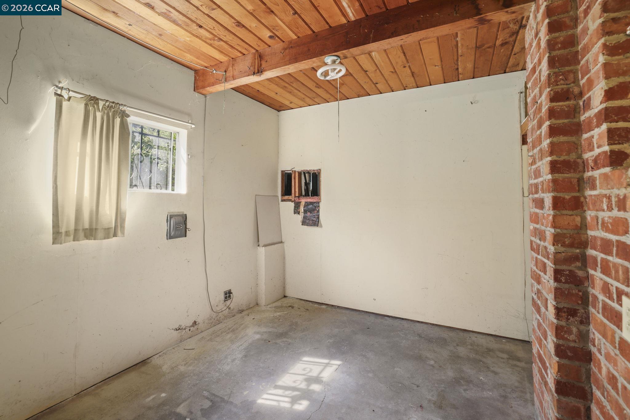 4521 Canyon Road El Sobrante, CA 94803 - Photo 20 of 25