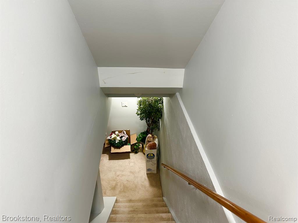 632 Tennyson Rochester Hills, MI 48307 - Photo 31 of 34