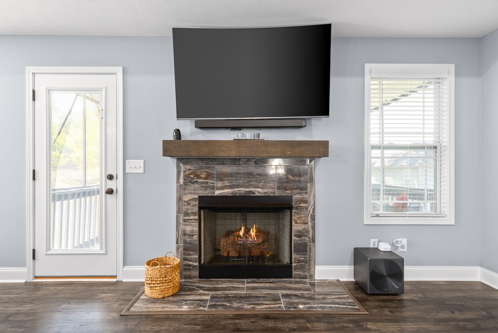 1807 Rains Road Clarksville, TN 37042 - Photo 7 of 39 a living room with furniture and a fireplace