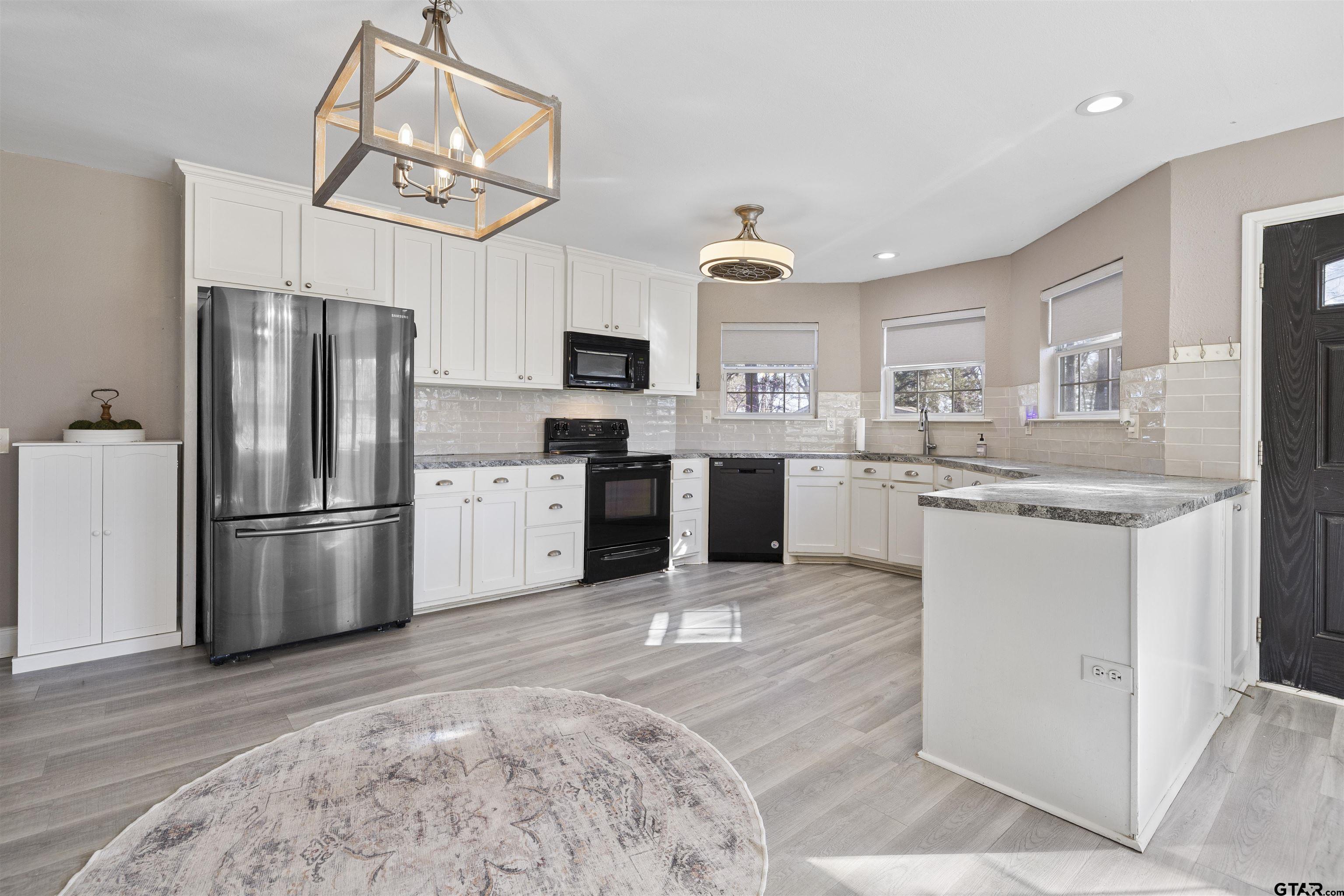 21972 High Point Drive Frankston, TX 75763 - Photo 6 of 17