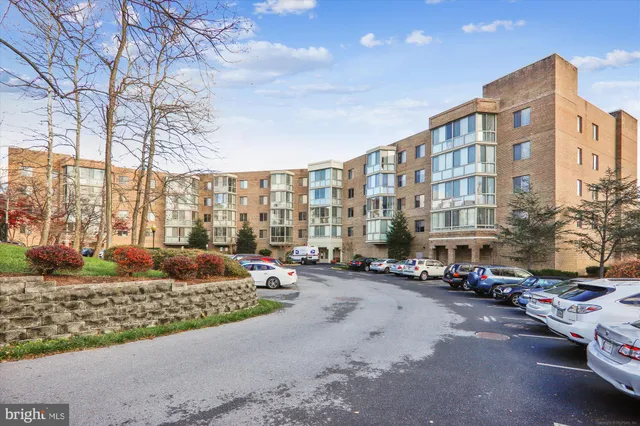 $265,000 | 2900 North Leisure World Boulevard, Unit 406, Silver Spring, MD 20906