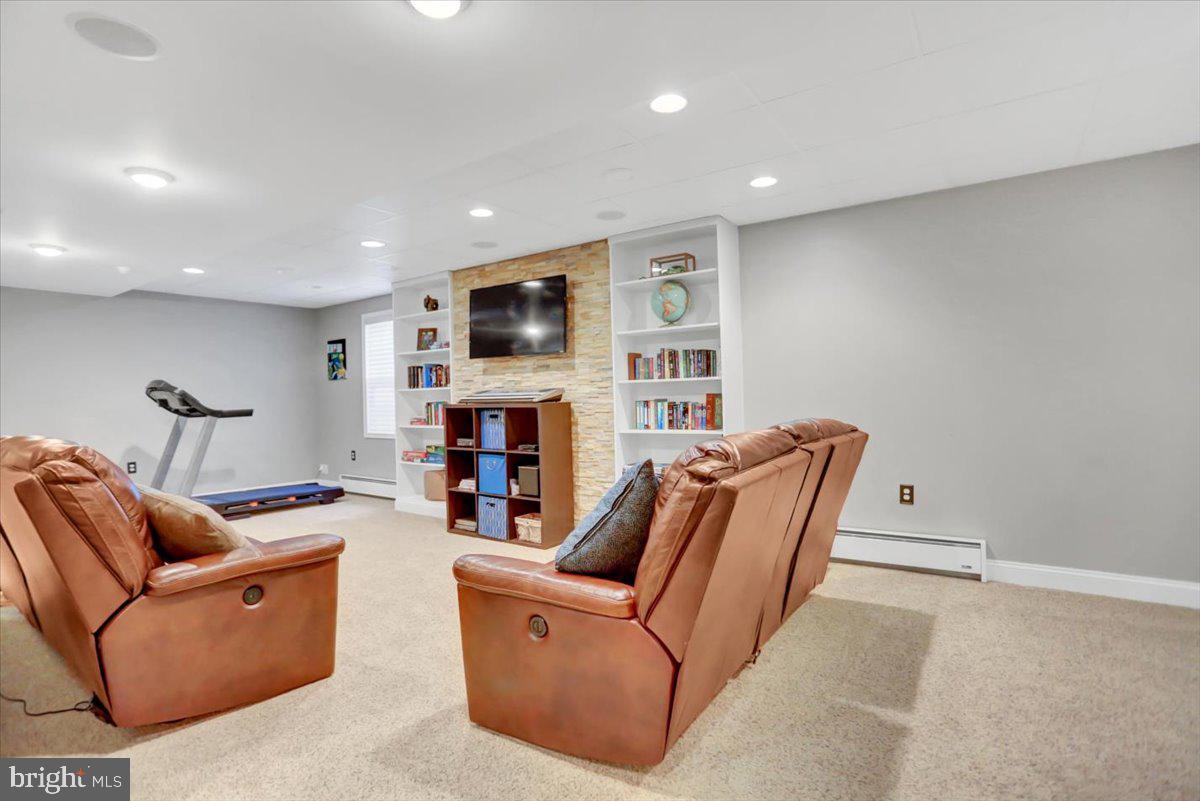 7090 Beaver Spring Road Harrisburg, PA 17111 - Photo 32 of 43 Gallery Image 32