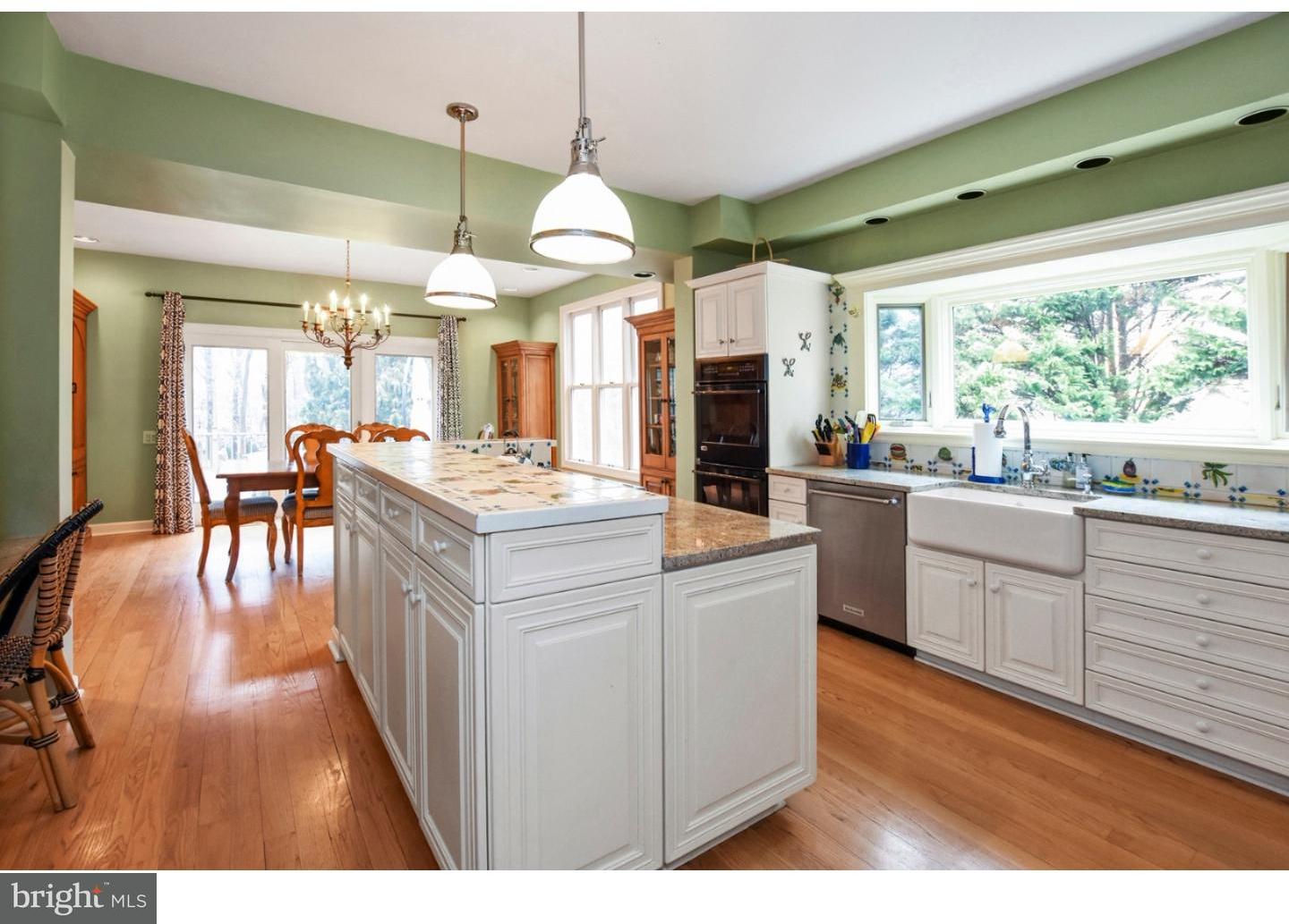 329 Edgehill Road Wayne, PA 19087 - Photo 10 of 24 Kitchen