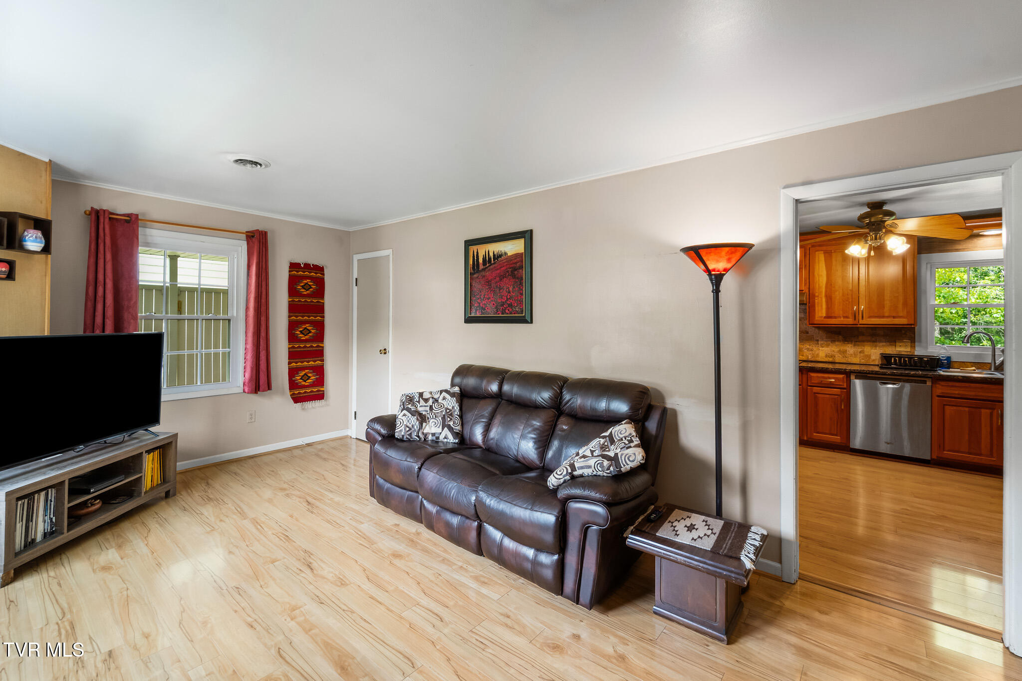 121 Beverly Avenue Southwest Wise, VA 24293 - Photo 10 of 94 DSC08883