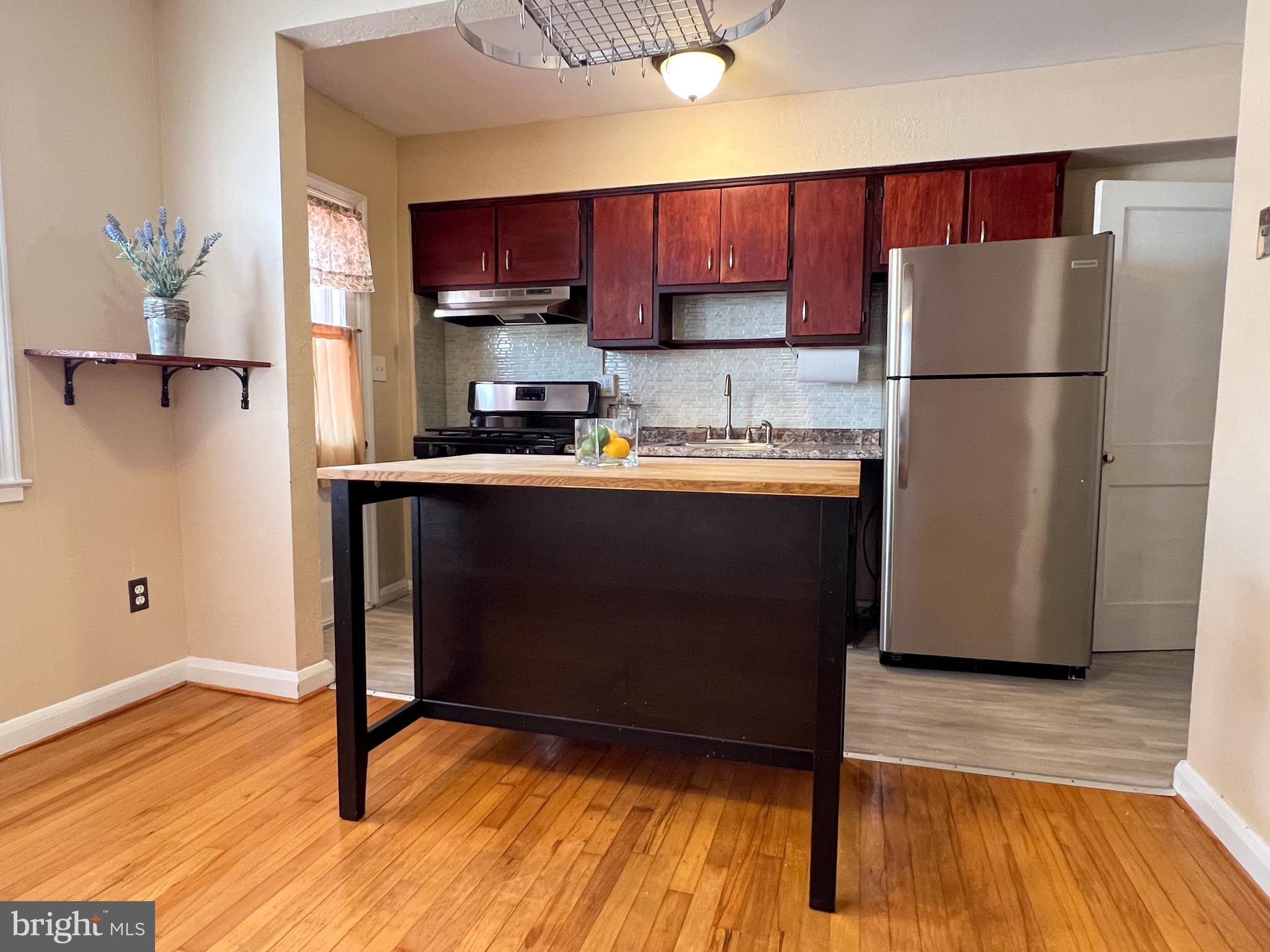 8305 Kendale Road Baltimore, MD 21234 - Photo 13 of 39