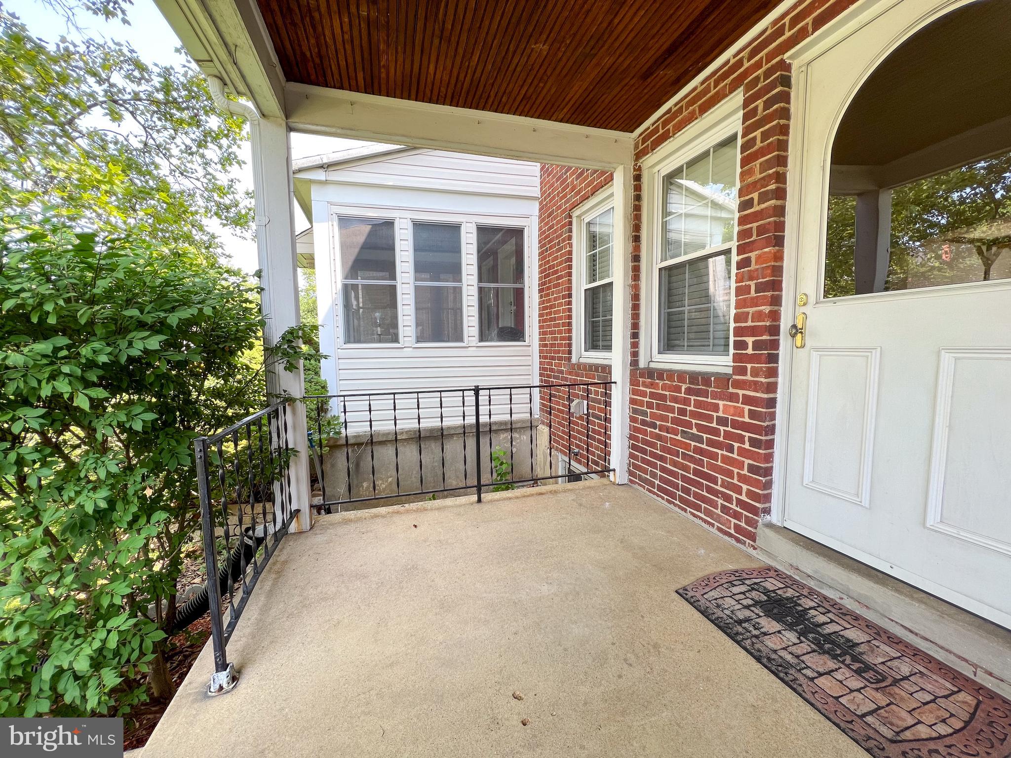 8305 Kendale Road Baltimore, MD 21234 - Photo 4 of 39
