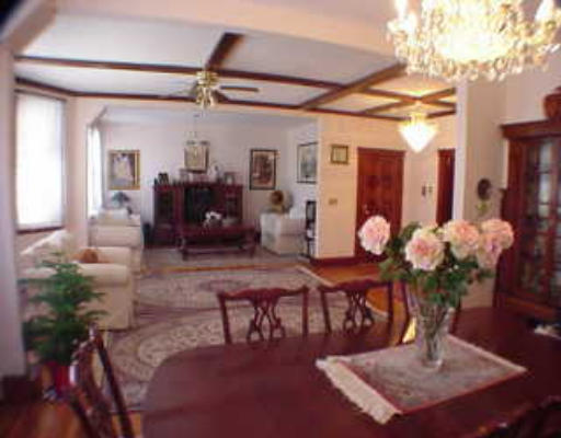 17 Bailey Road, Unit 2 17 Watertown, MA 02472 - Photo 3 of 3 Gallery Image 3