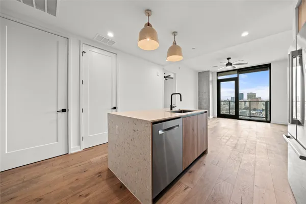 $3,450 | 84 East Avenue, Unit 2003, Austin, TX 78701