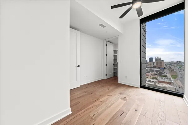 $3,450 | 84 East Avenue, Unit 2003, Austin, TX 78701