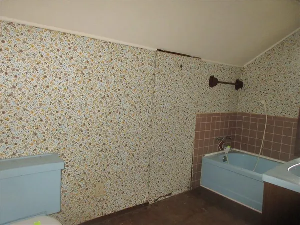 a bathroom with a bathtub