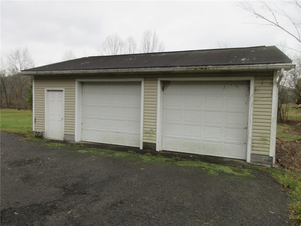 223 Big Shannon Run Road Mount Morris, PA 15349 - Photo 9 of 24