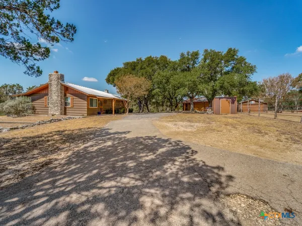 $3,450 | 1660 McIver, Canyon Lake, TX 78133